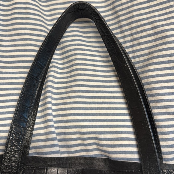 Cuyana Croc-Embossed Structured Tote - Size Small - Picture 11 of 16